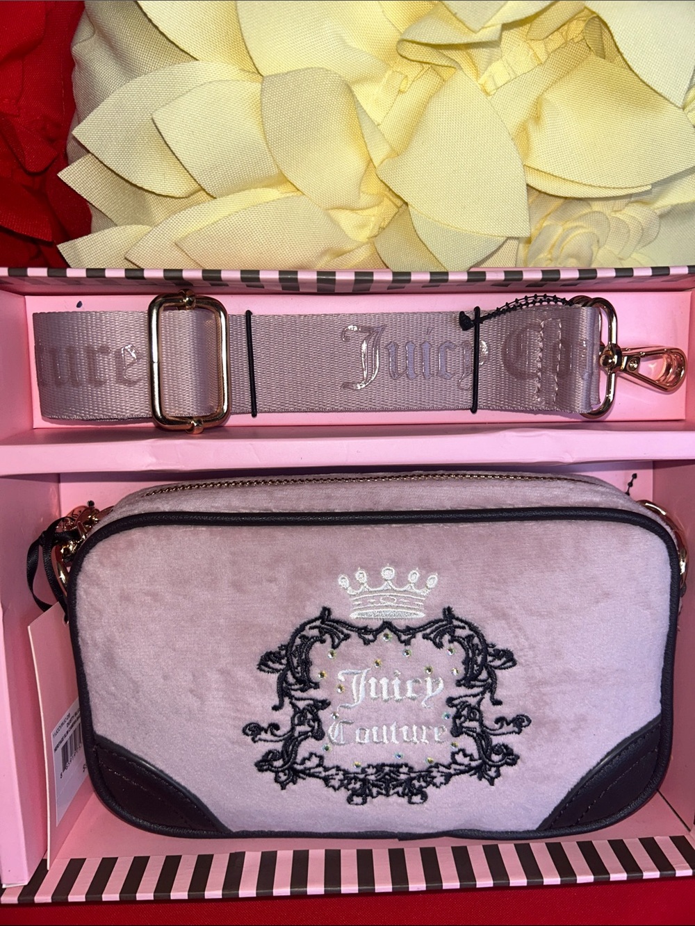 Juicy Couture Pink Velvet Crossbody Set with Black Trim - Picture 3 of 4